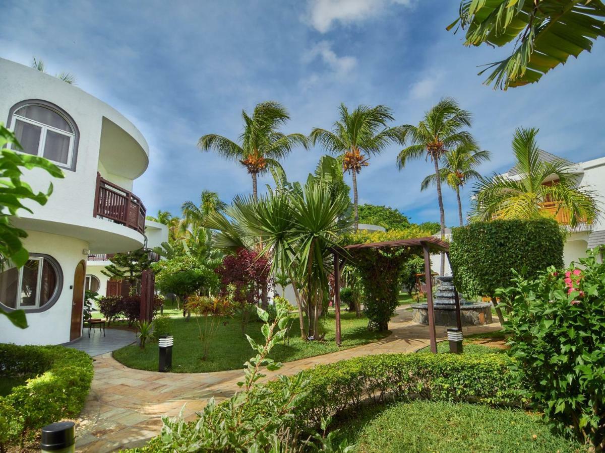 Gold Beach Resort Flic-en-Flacq Exterior foto